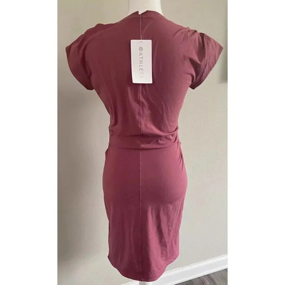 NWT Athleta Effortless Tee Dress Sheath Berry Rose Size Extra Small XS New - Picture 2 of 5